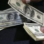 شركات الصرافة والمصارف الليبية تفتح أبواب الحجز للأغراض الشخصية (تغطية شاملة)